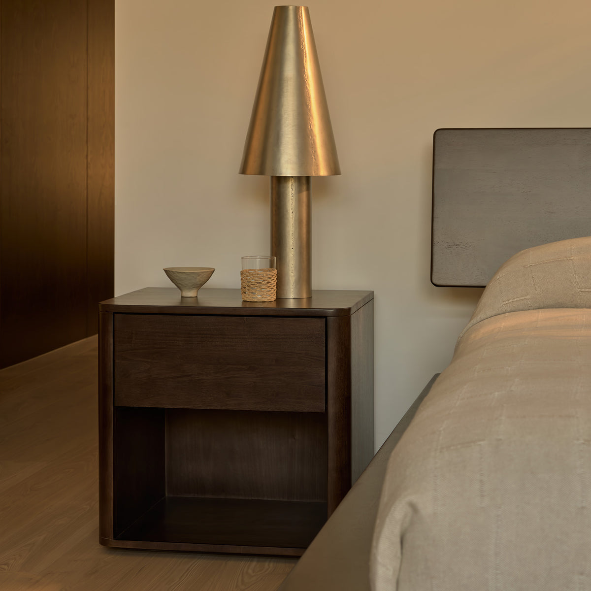 Connect Bedside Table