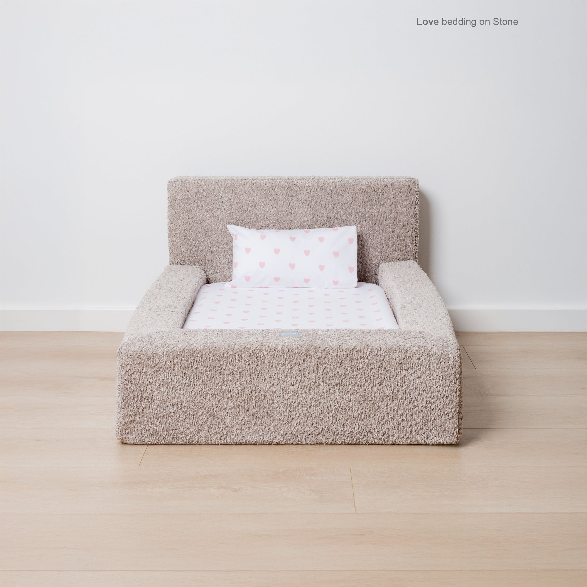 Love Print Dog Bedding Set